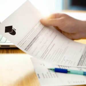 Tips to Apply for College Scholarships